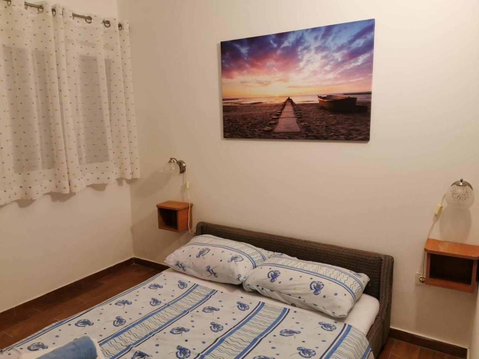 Apartments And Rooms Njivice Room photo