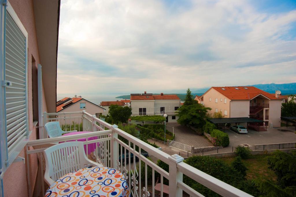 Apartments And Rooms Njivice Room photo